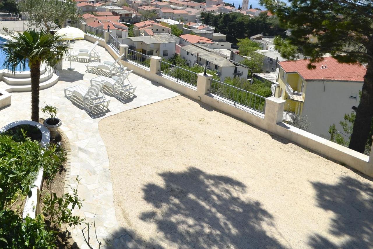 Family Friendly Apartments With A Swimming Pool Baska Voda, Makarska - 12442 Exterior photo
