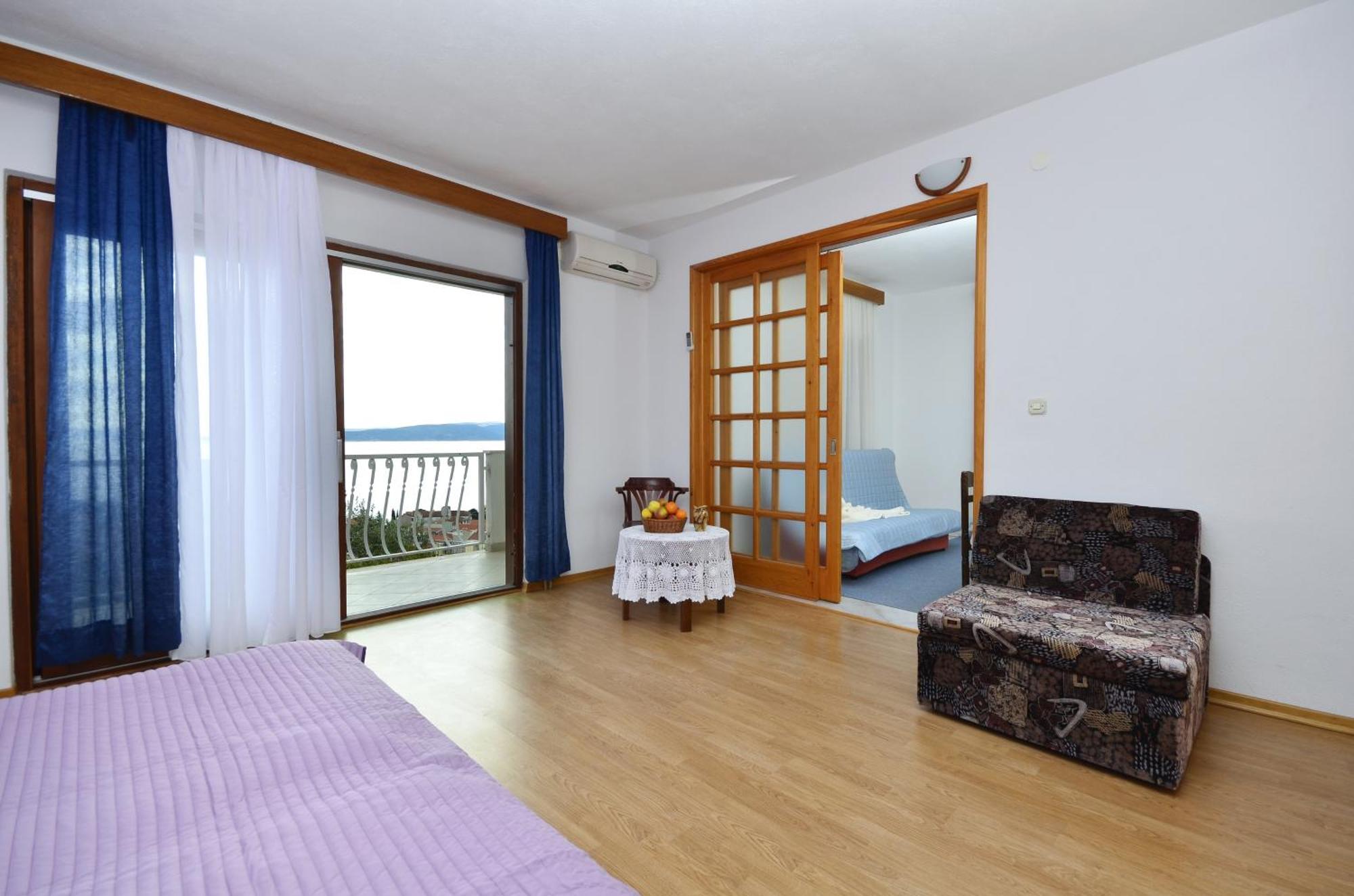 Family Friendly Apartments With A Swimming Pool Baska Voda, Makarska - 12442 Room photo